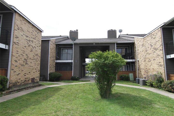 9170 Forest Lane 220  Dallas TX 75243 photo