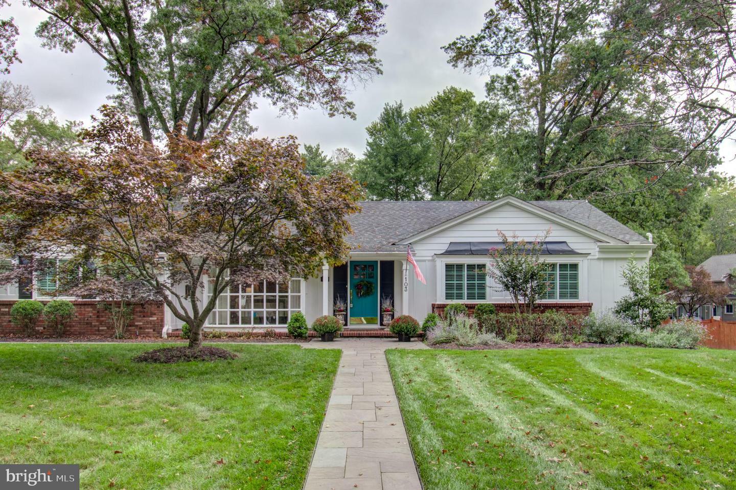 Property Photo:  103 Jamieson Drive  NJ 08534 