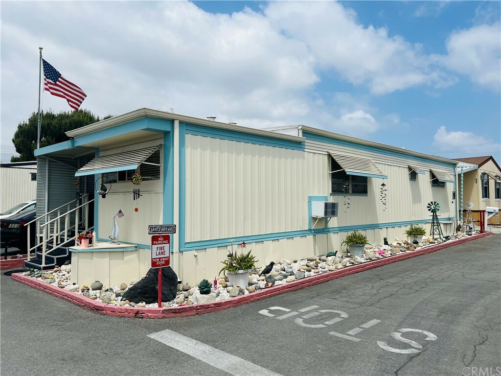Property Photo: 16601 Garfield Ave 313 CA 90723