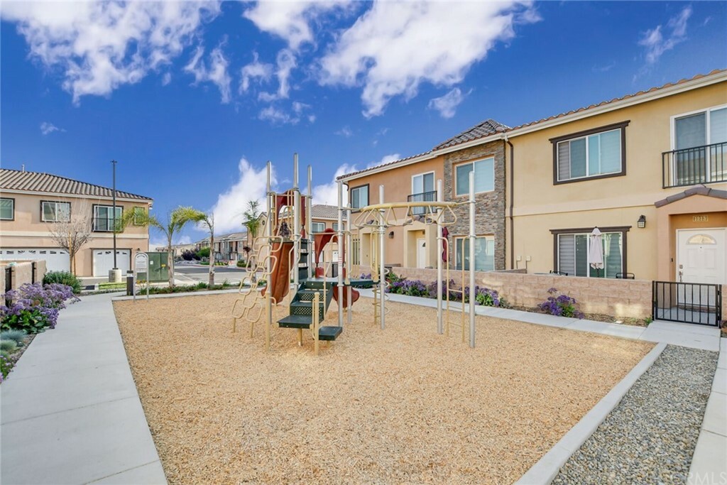 Property Photo:  16425 Arrow Boulevard 1415  CA 92335 