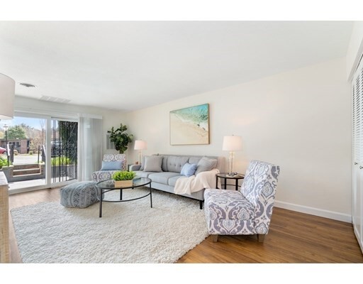 Property Photo: 1204 Greendale Ave 109 MA 02492