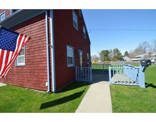 Property Photo:  130 Mulberry Rd  RI 02809 