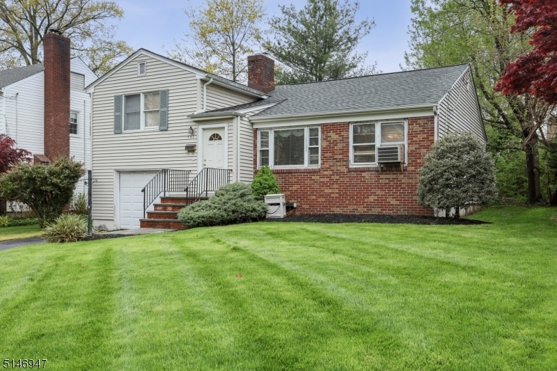 Property Photo:  733 Marcellus Drive  NJ 07090 