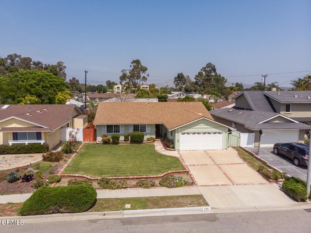 Property Photo:  744 Elko Avenue  CA 93004 