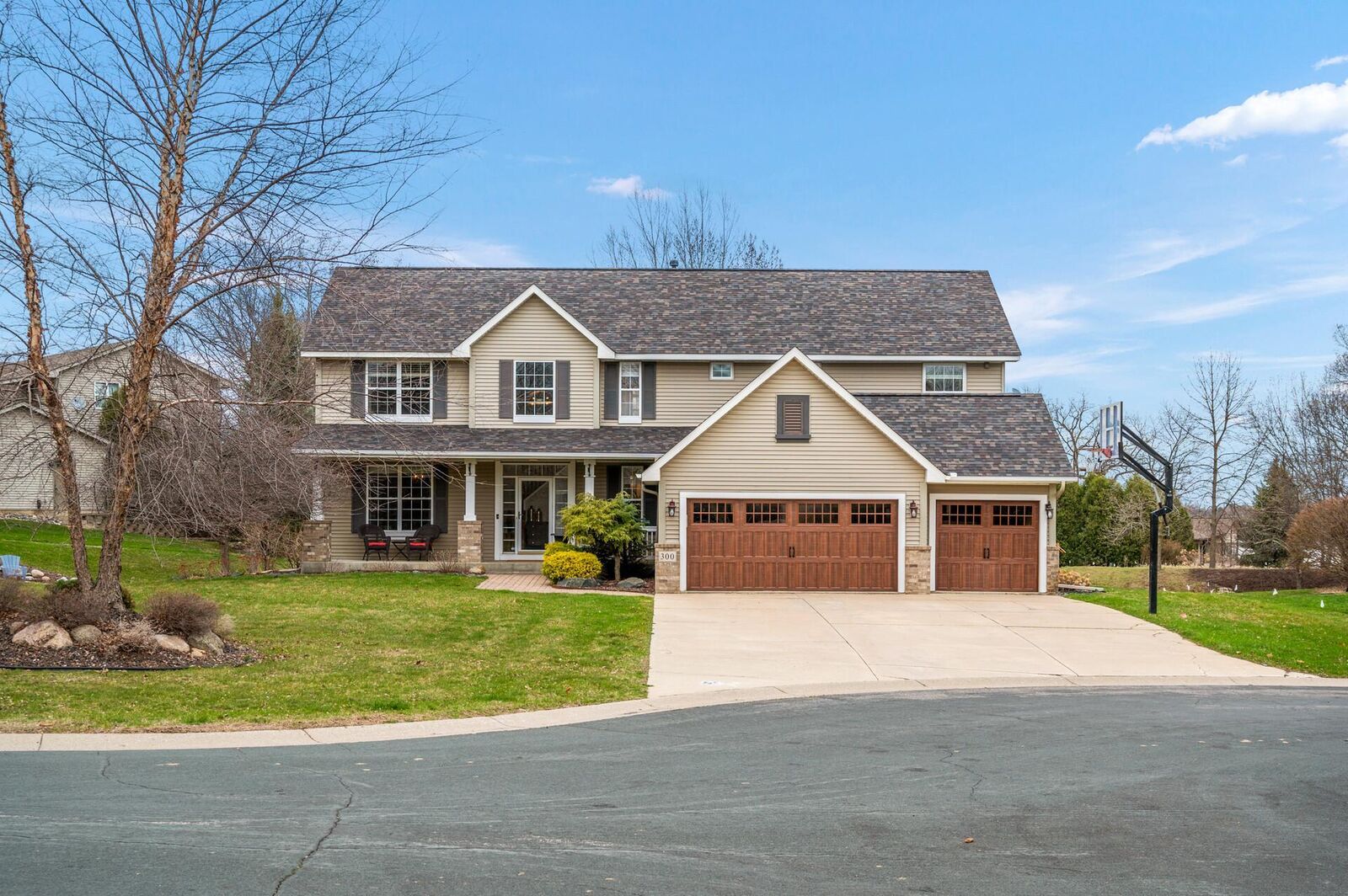 Property Photo:  300 Shoreview Court  MN 55317 