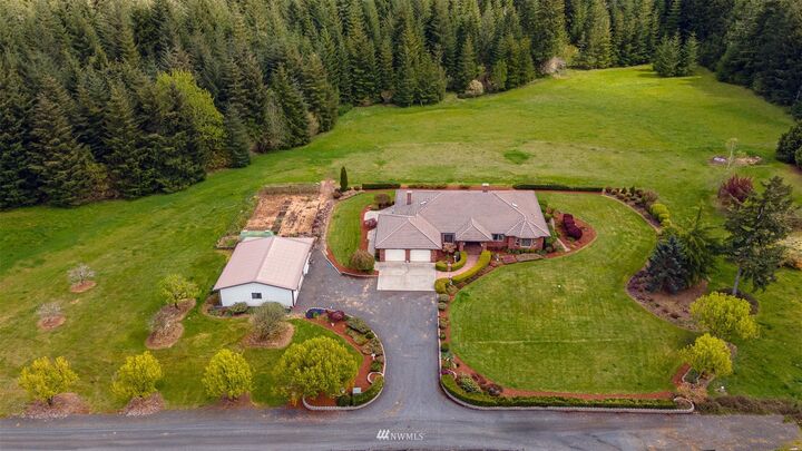 Property Photo:  206 Haskins Road  WA 98532 