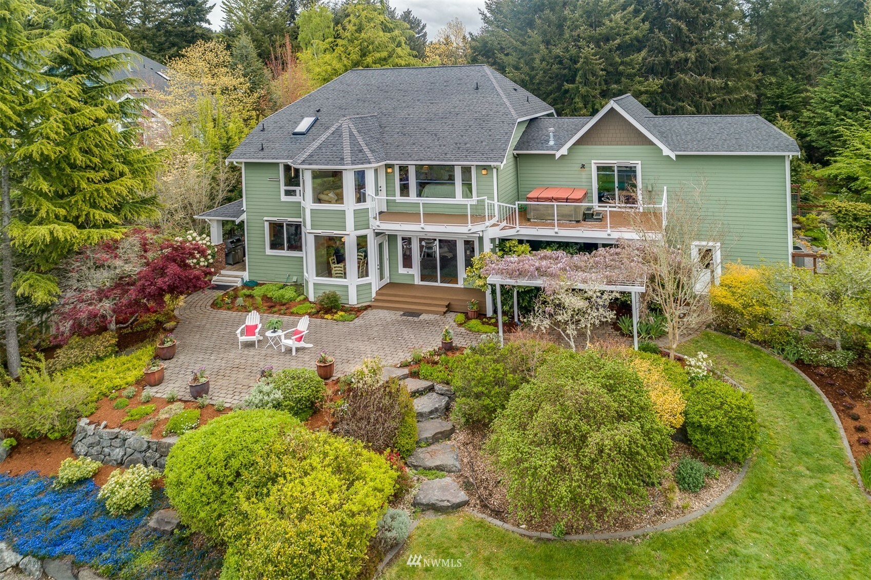 Property Photo:  1039 Papago Drive  WA 98333 