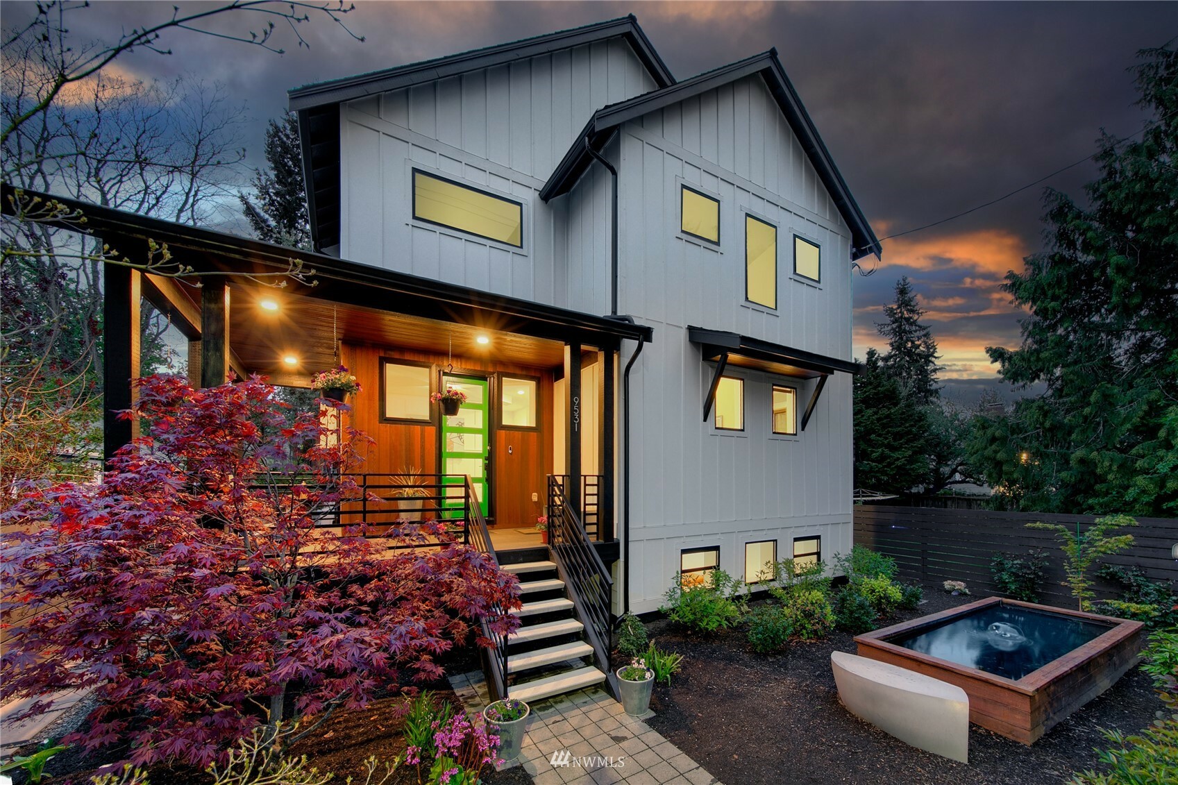 Property Photo:  9531 Evanston Avenue N  WA 98103 