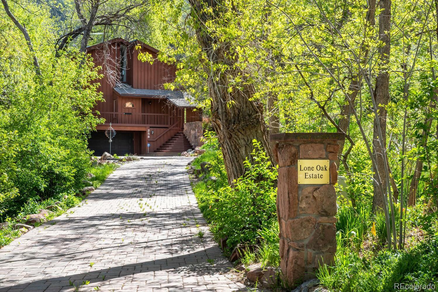 Property Photo:  258 Spruce Street  CO 80302 