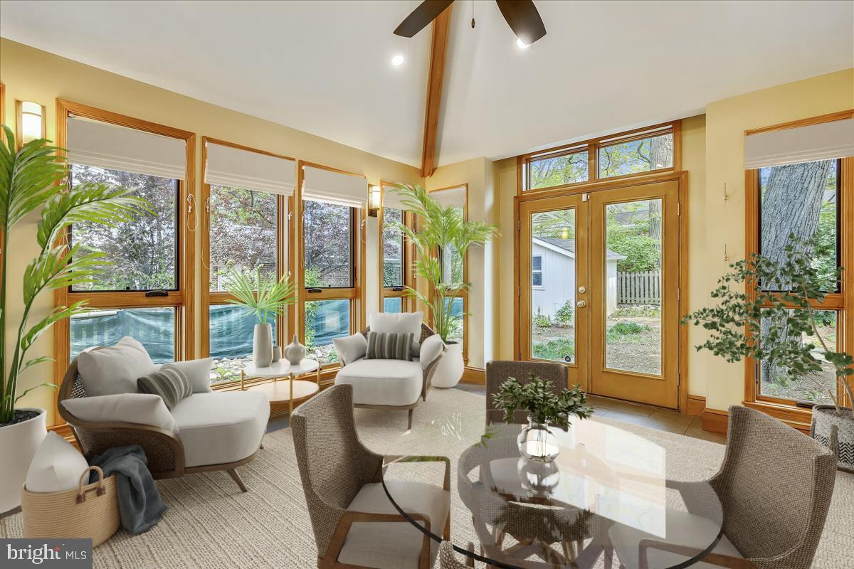 Property Photo: 1601 N Nicholas Street VA 22205