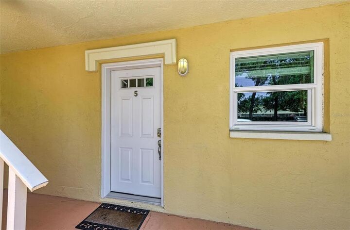 Property Photo:  912 La Costa Circle 5  FL 34237 
