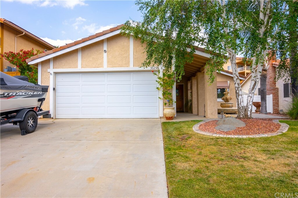 Property Photo:  30290 Buck Tail Drive  CA 92587 