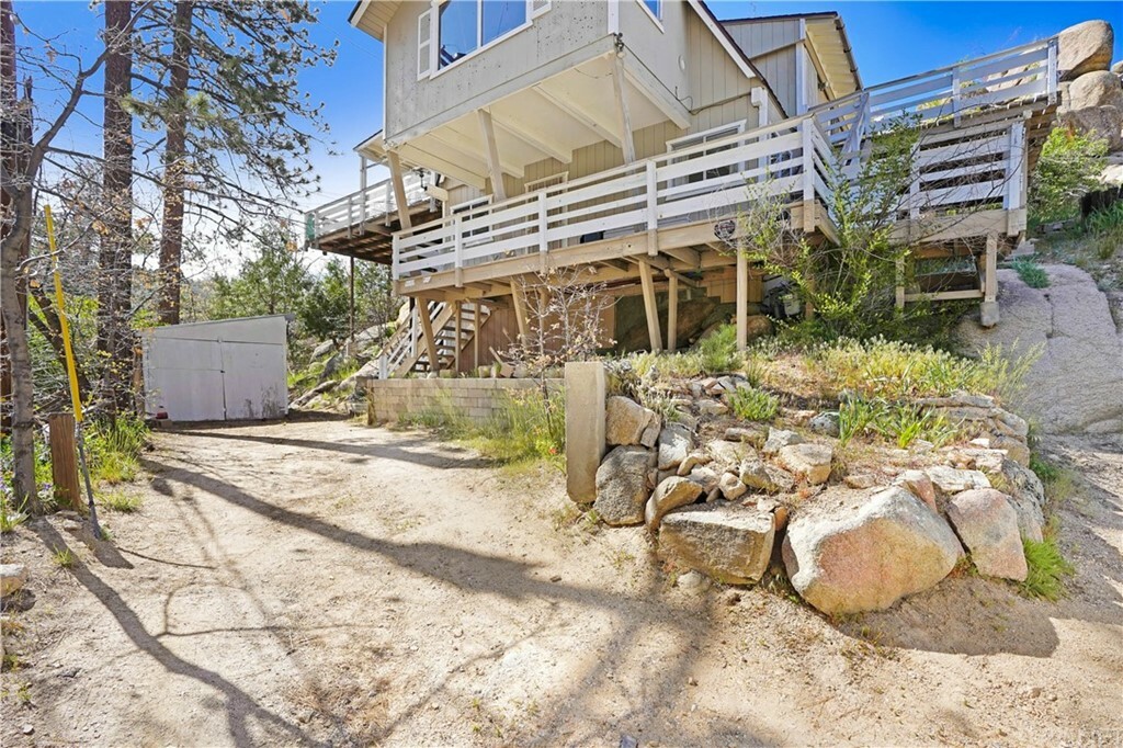 Property Photo:  32934 Deer Lane  CA 92382 