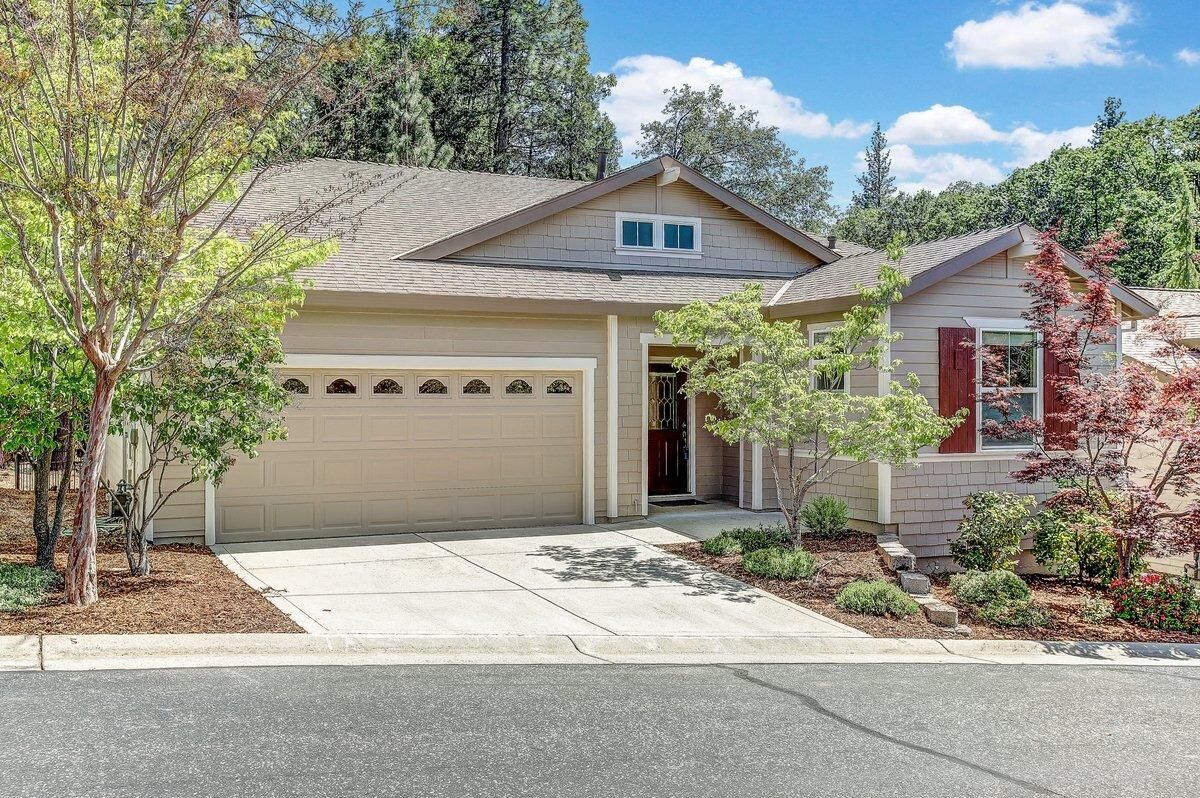 Property Photo: 114 Mallard Drive CA 95945