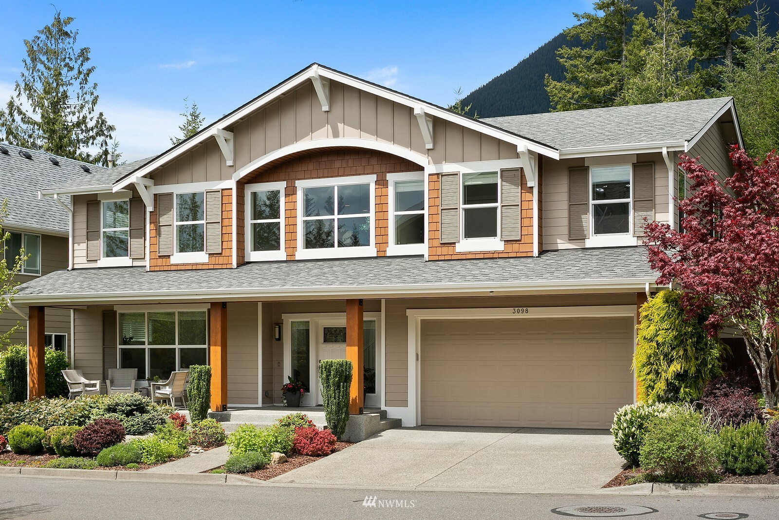 Property Photo: 3098 SE 16th Street WA 98045