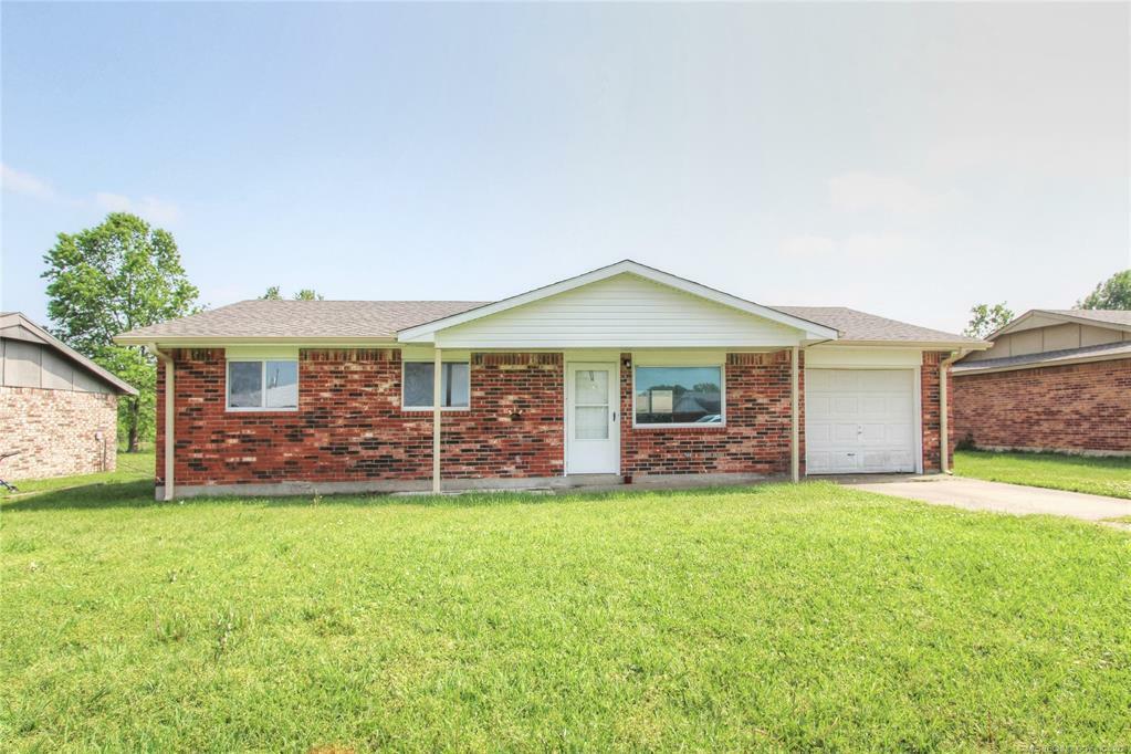 Property Photo:  313 Choctaw Avenue  OK 74051 