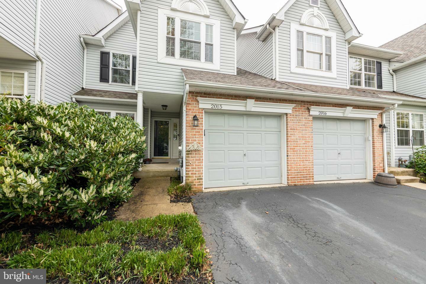 Property Photo:  2015 Greenes Way Circle  PA 19426 