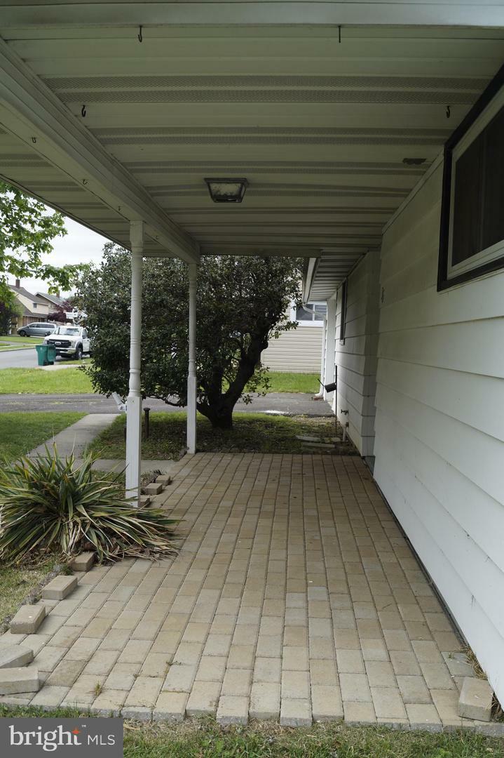 Property Photo:  36 Granite Road  PA 19057 