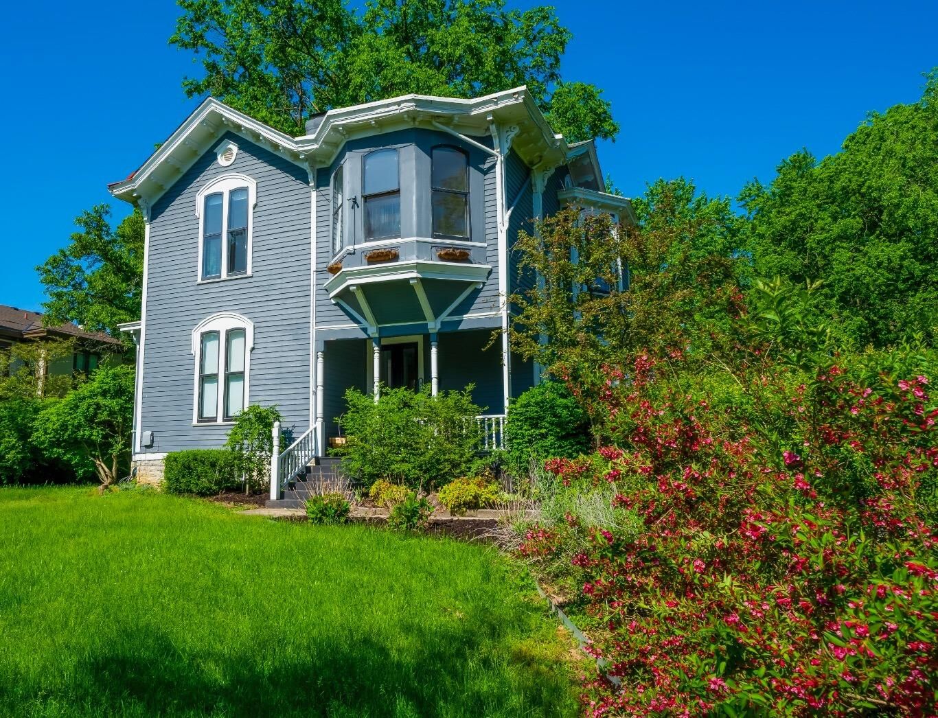 Property Photo:  441 Springfield Pike  OH 45215 