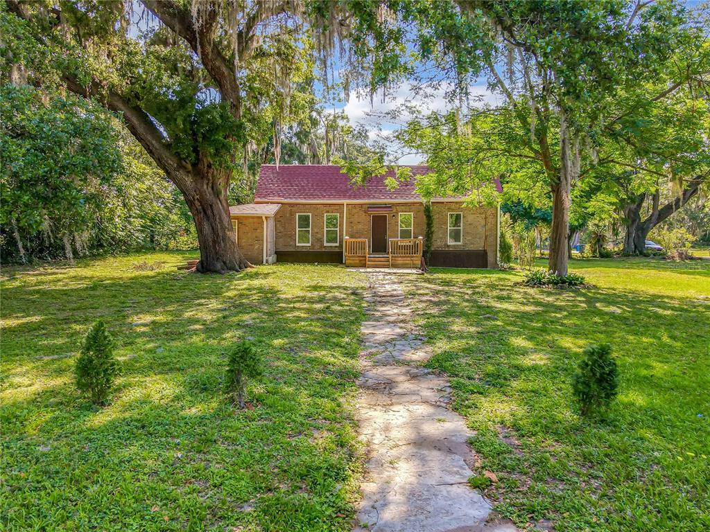 Property Photo:  243 S Virginia Avenue  FL 33514 