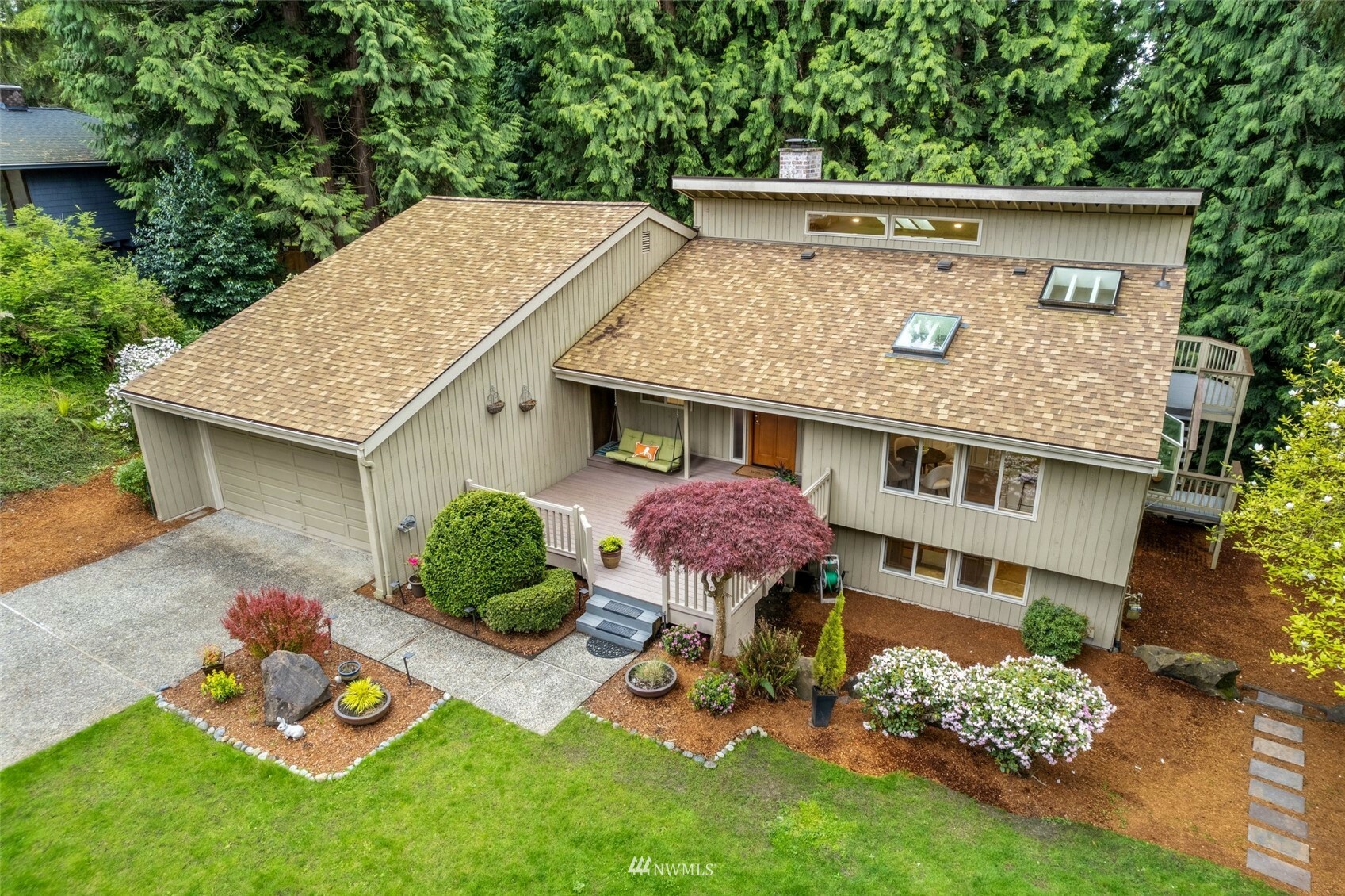 Property Photo:  17425 145th Place NE  WA 98072 