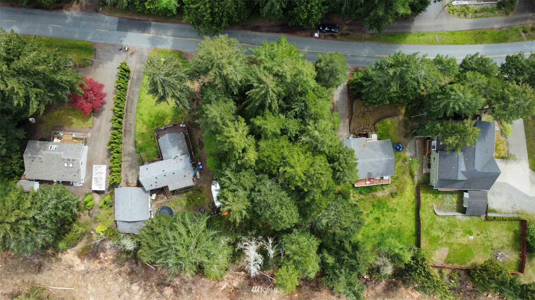 Property Photo: 2311 E Saint Andrews Drive N WA 98584