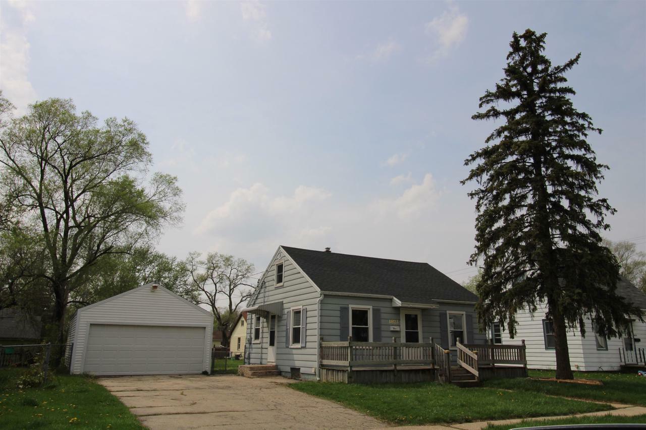 1872 Royce Ave  Beloit WI 53511 photo