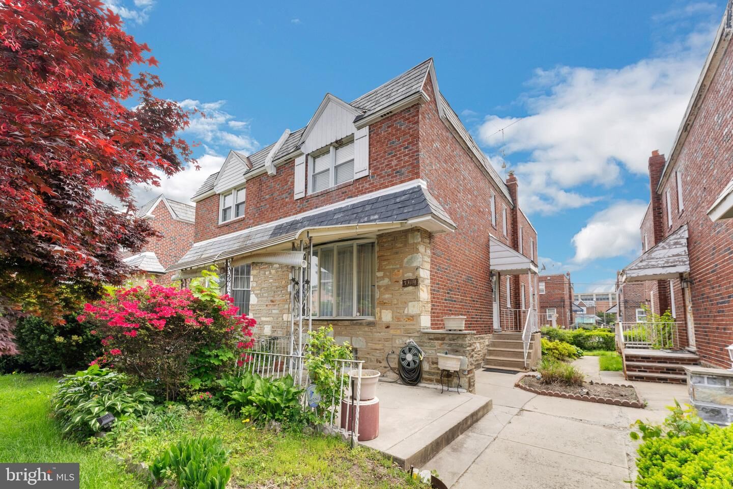 Property Photo: 1104 E Sydney Street PA 19150
