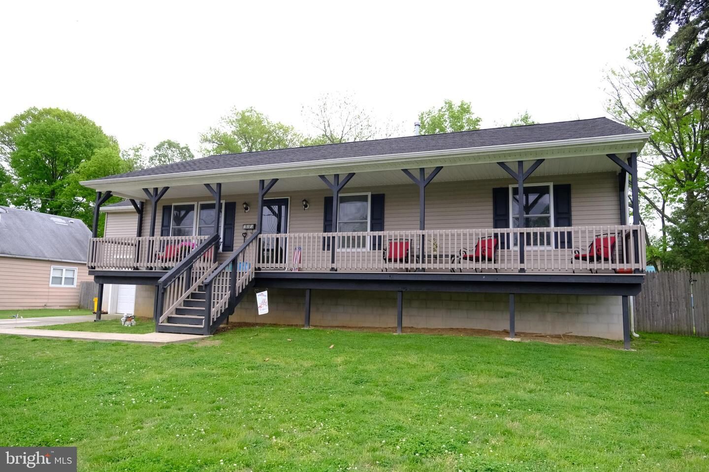 Property Photo:  720 E Woodlawn Avenue  NJ 08052 