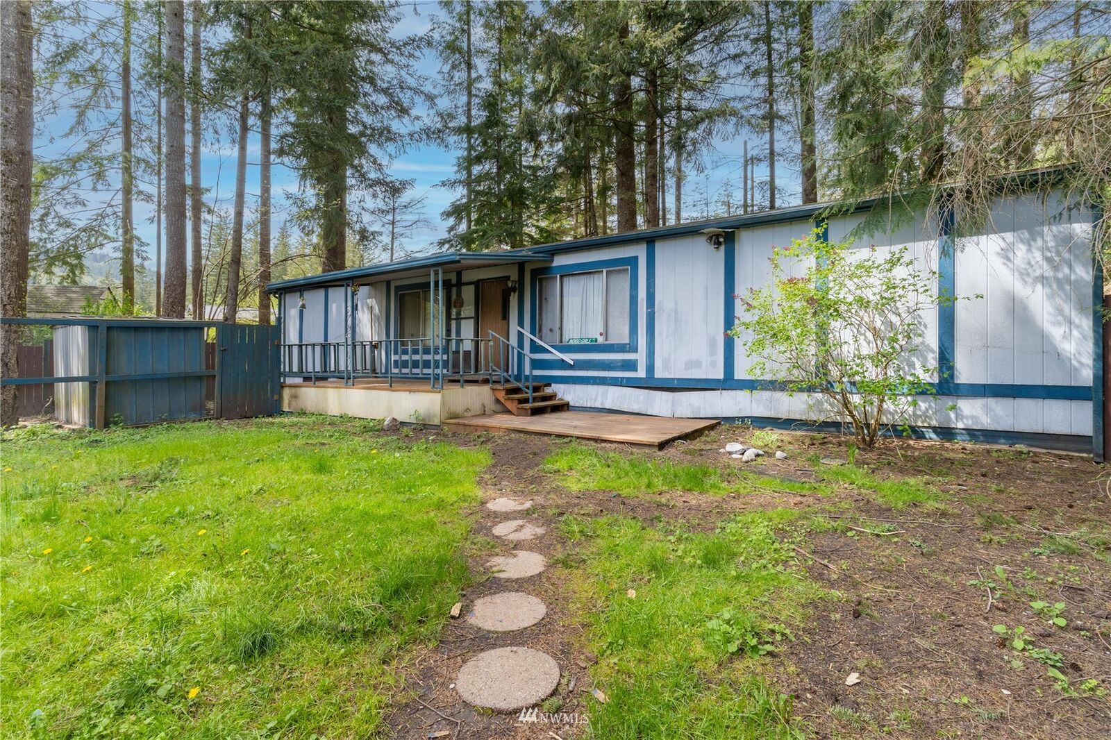 Property Photo: 6234 Elm Circle WA 98266