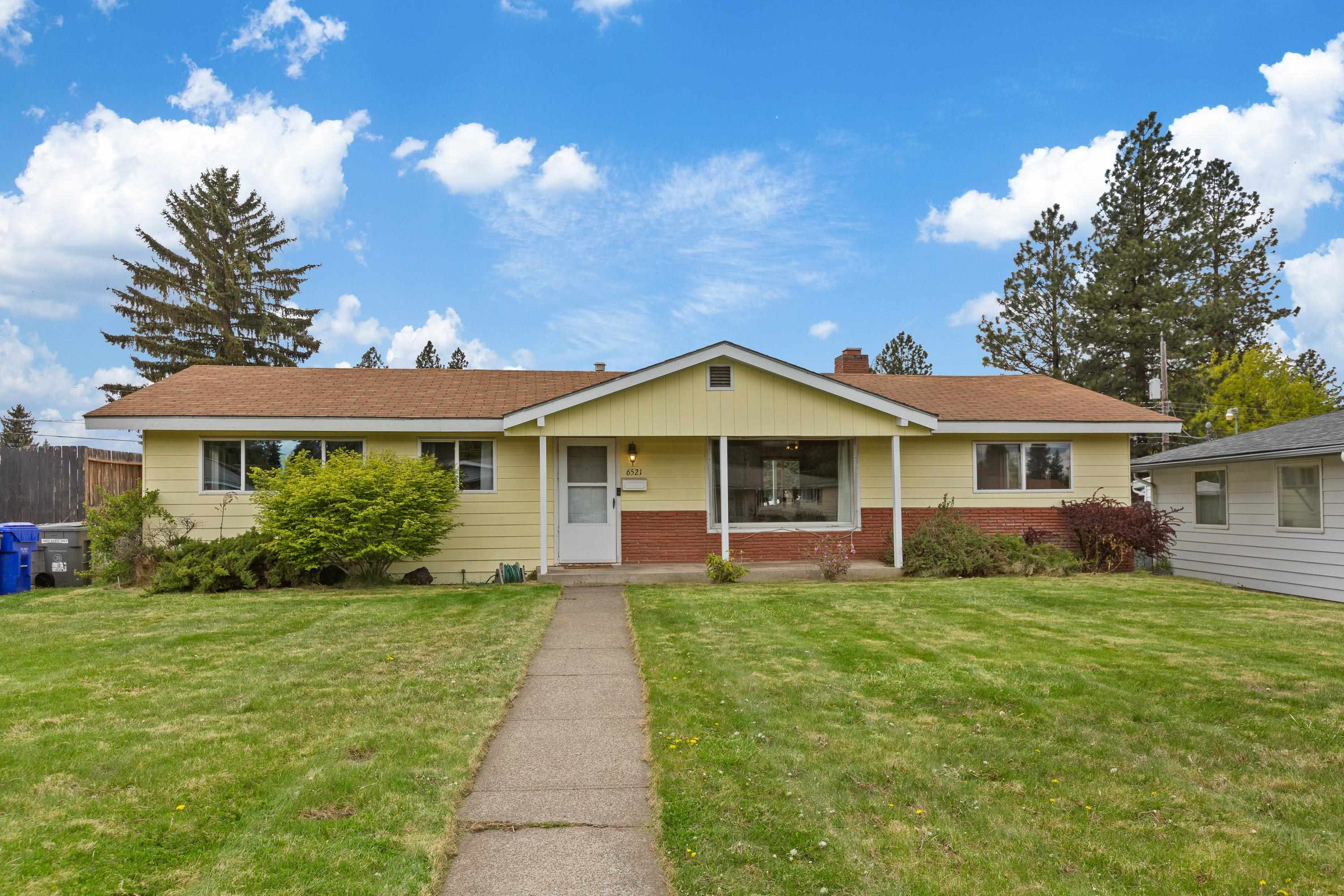 Property Photo: 6521 N Washington St WA 99208