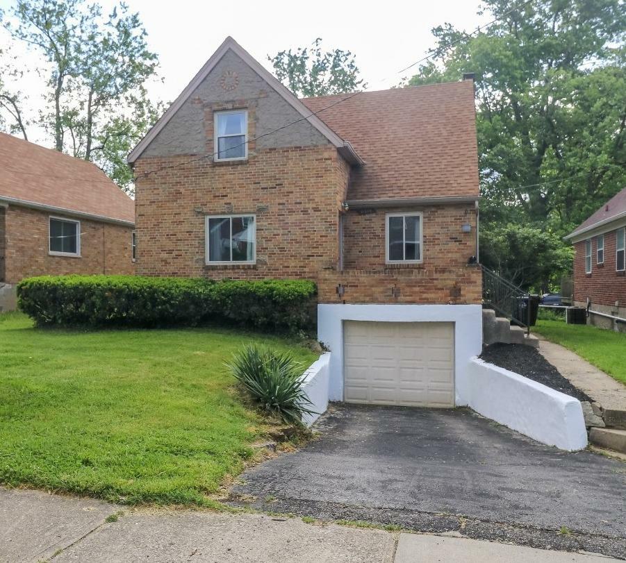 Property Photo: 6314 Mayflower Ave OH 45237