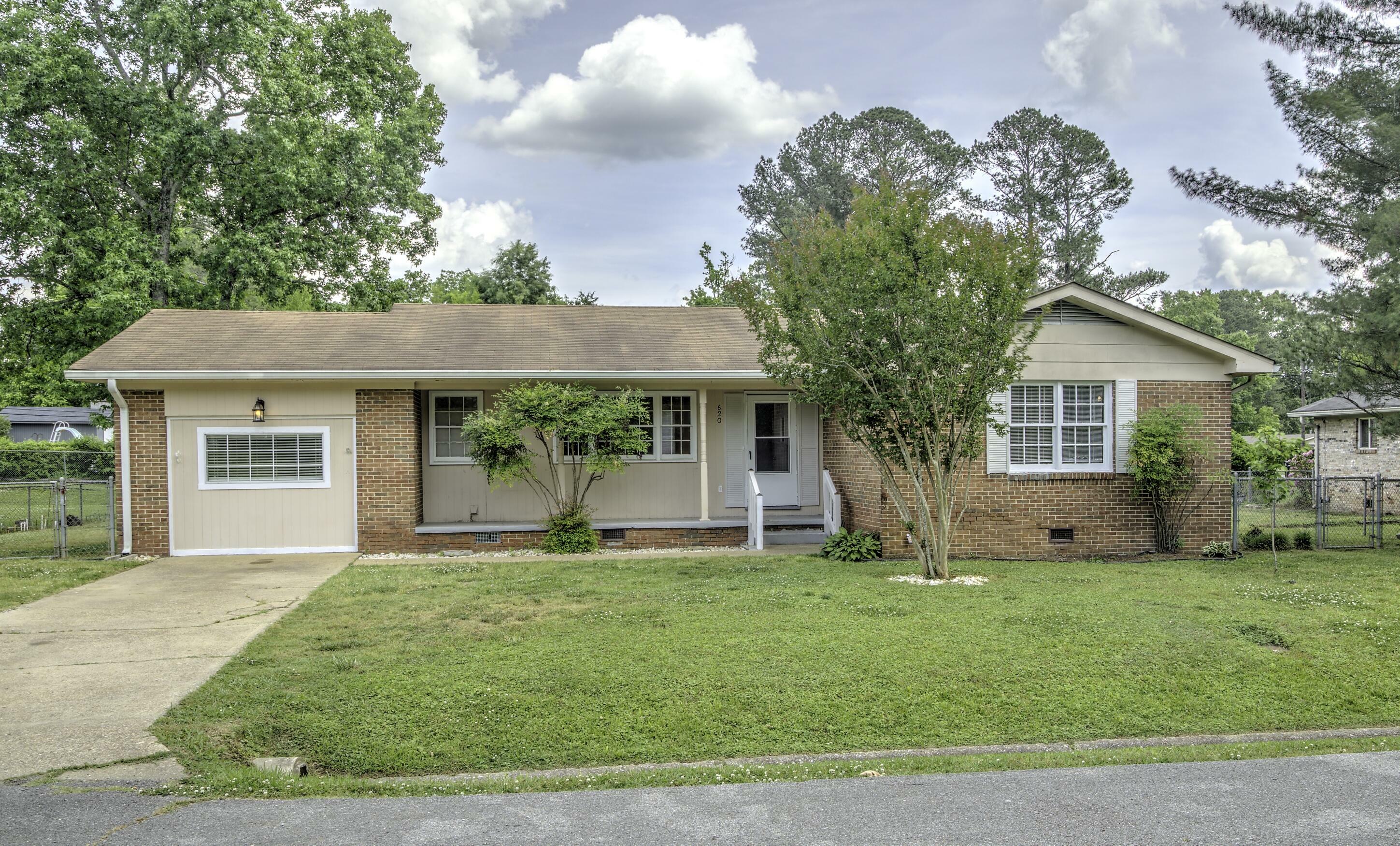 Property Photo:  620 Lindsay Avenue  TN 37421 