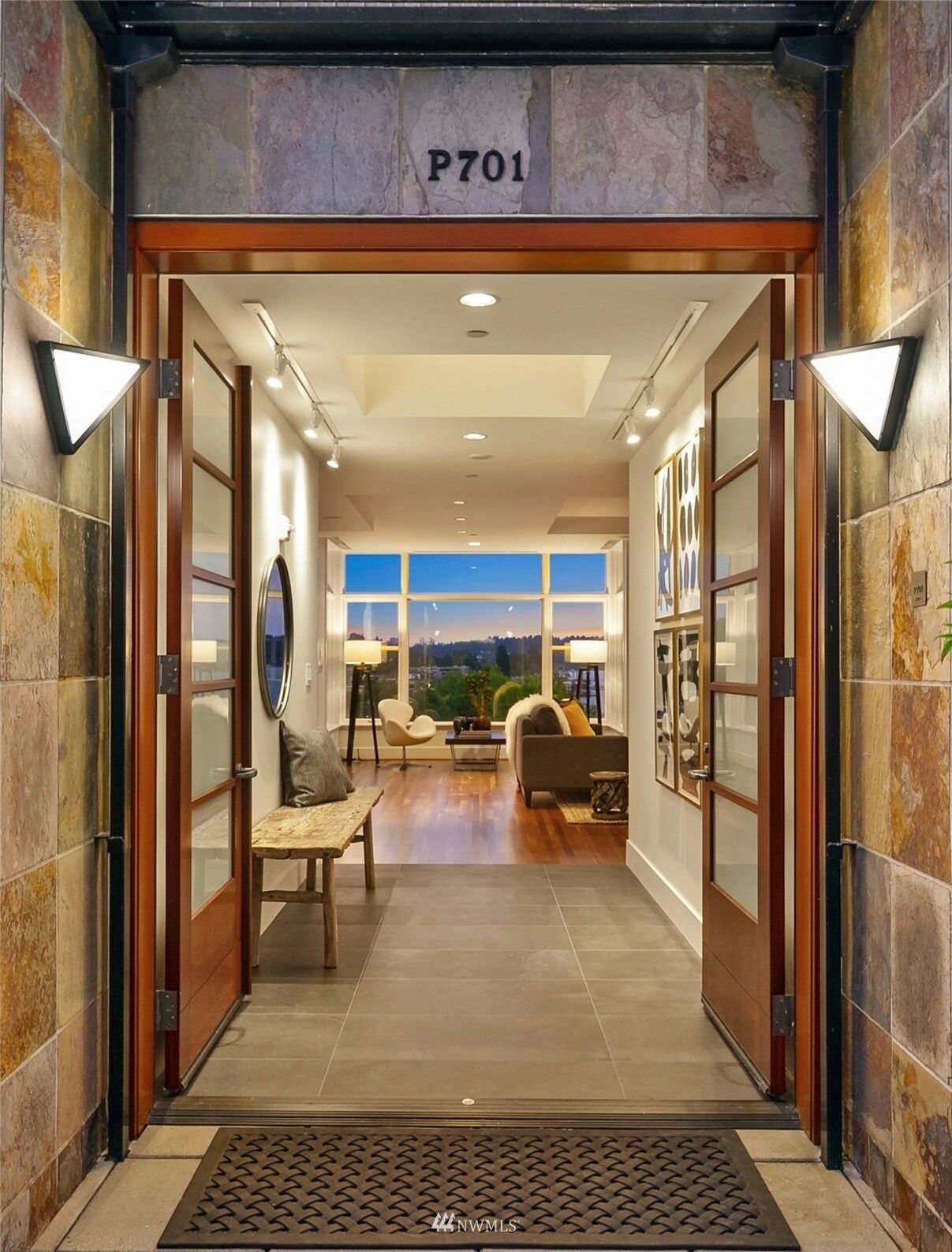 Property Photo: 127 3rd Avenue P701 WA 98033