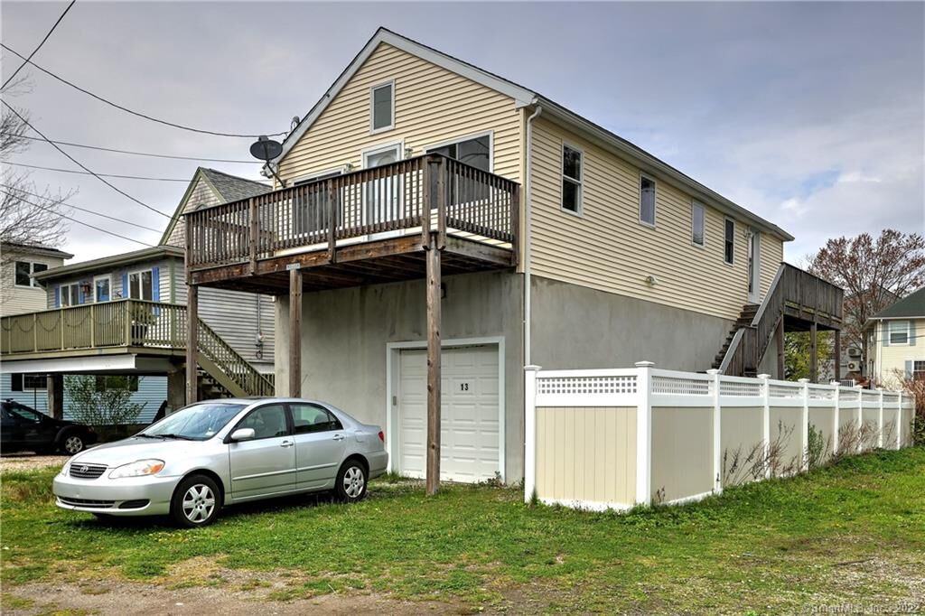 Property Photo:  13 James Street  CT 06460 