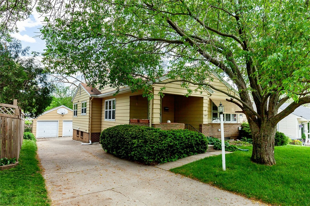 Property Photo:  1313 62nd Street  IA 50311 