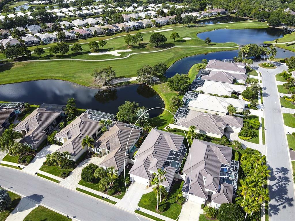 Property Photo: 8708 51st Terrace E FL 34211