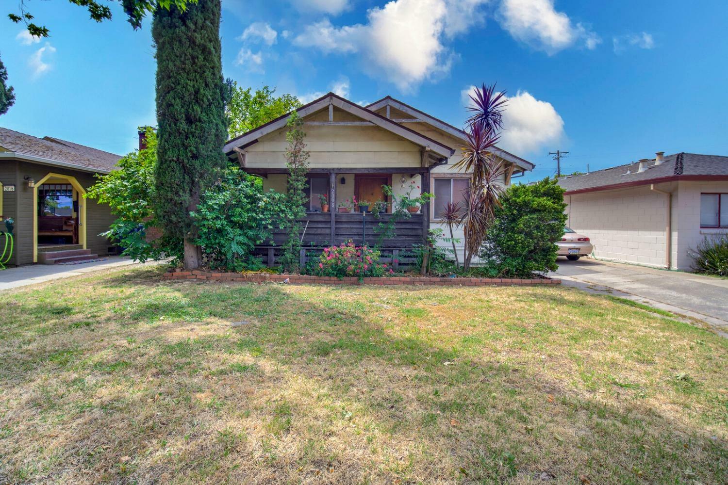 Property Photo:  2008 Gerber Avenue  CA 95817 