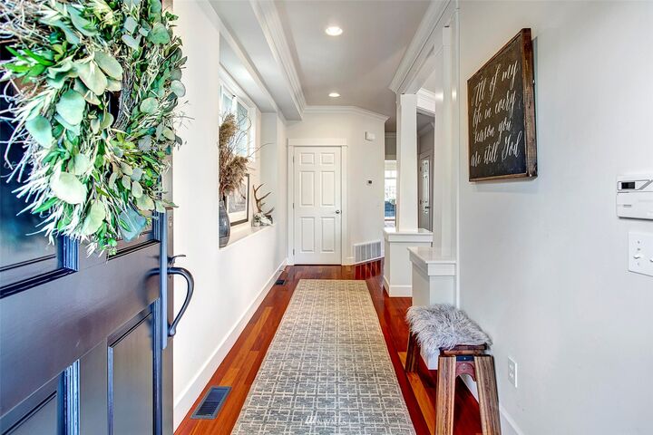 Property Photo: 627 35th Avenue WA 98122