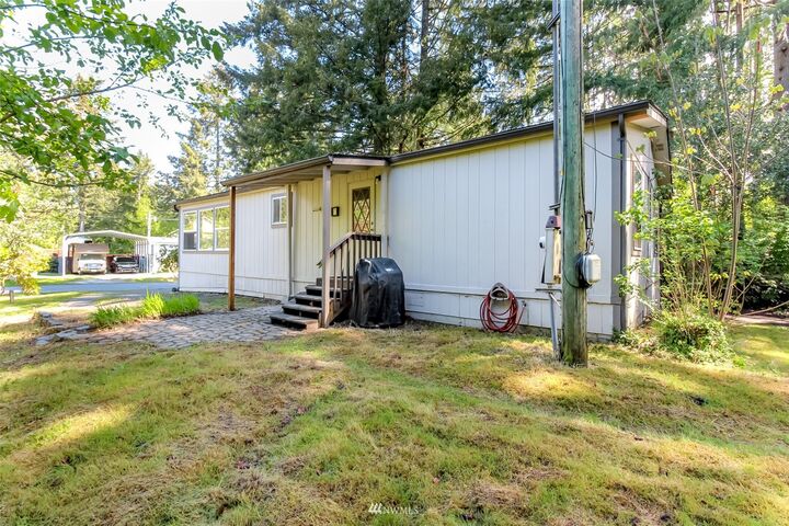 Property Photo:  6810 87th Street NW  WA 98332 