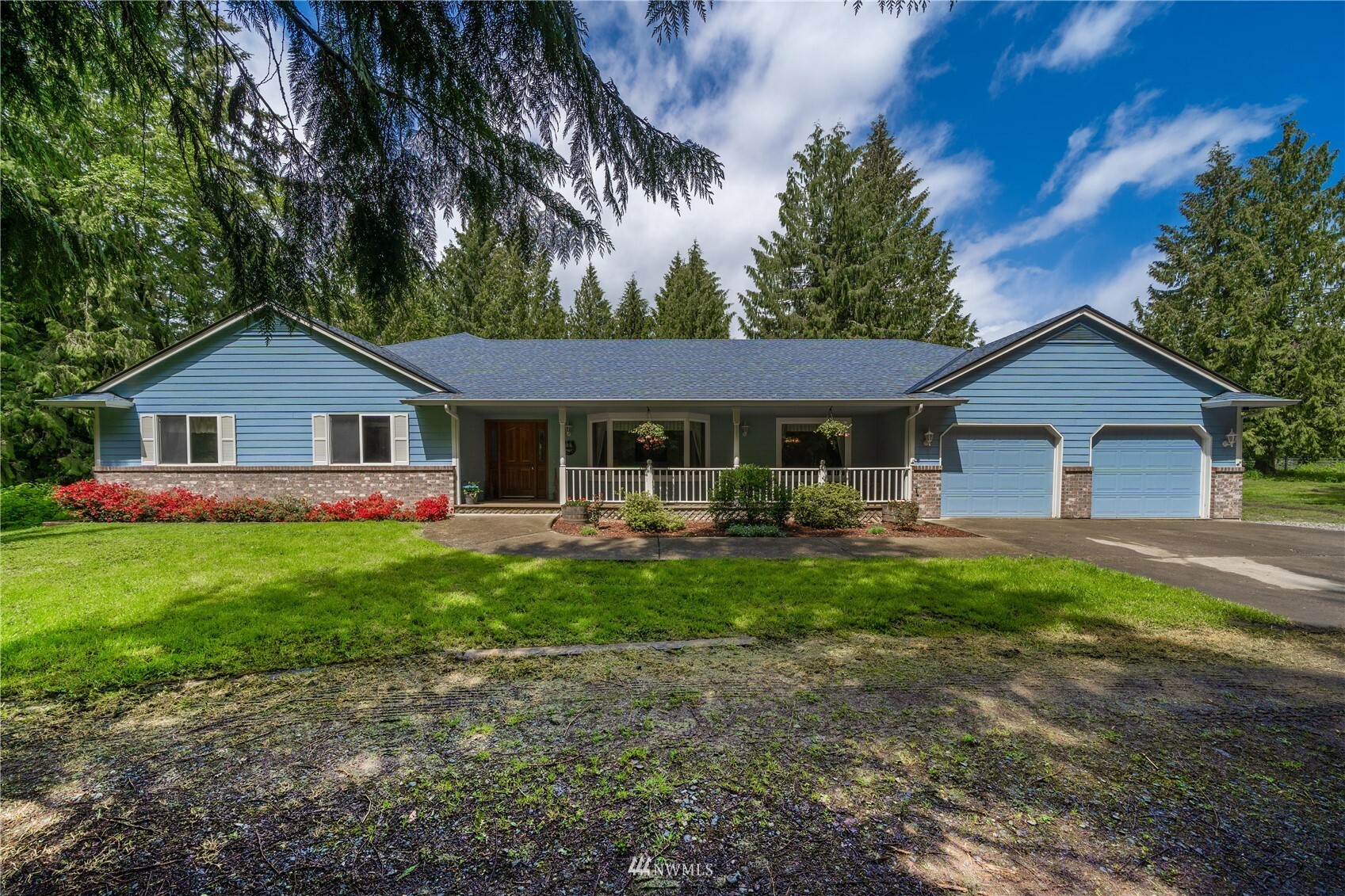 Property Photo:  9115 262nd Street E  WA 98338 