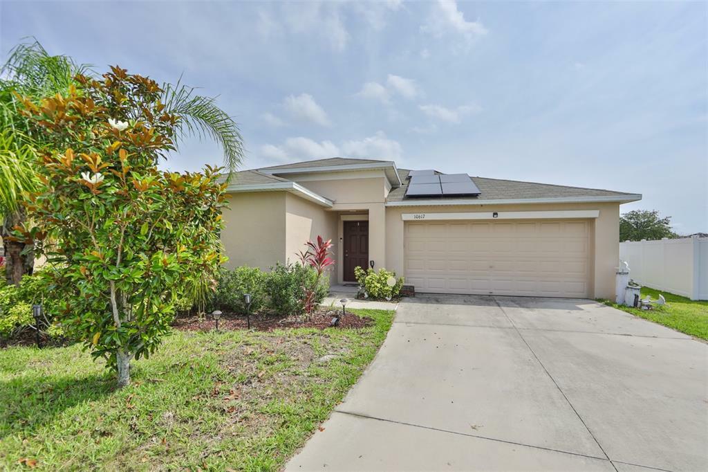 Property Photo:  10617 Standing Stone Drive  FL 33598 