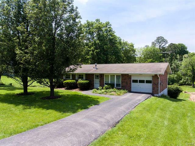 Property Photo:  1405 Uthoff Drive  MO 63026 