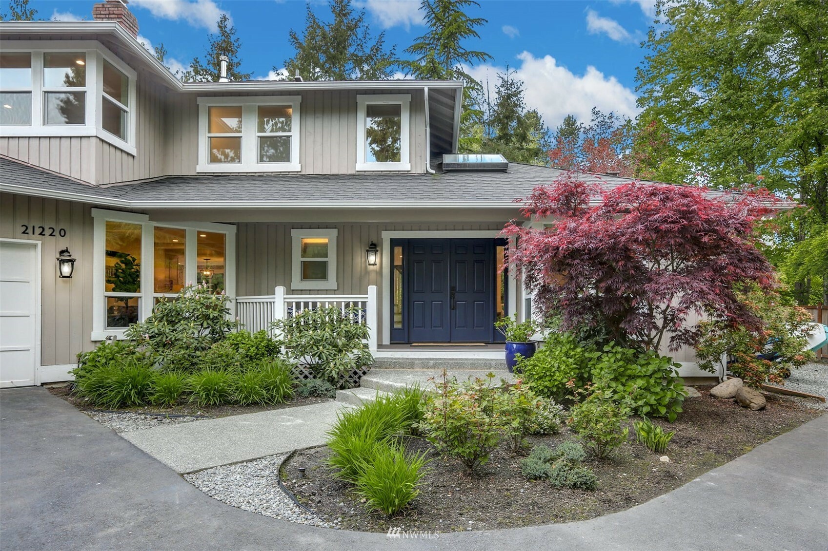 Property Photo: 21220 SE 29th Street WA 98075