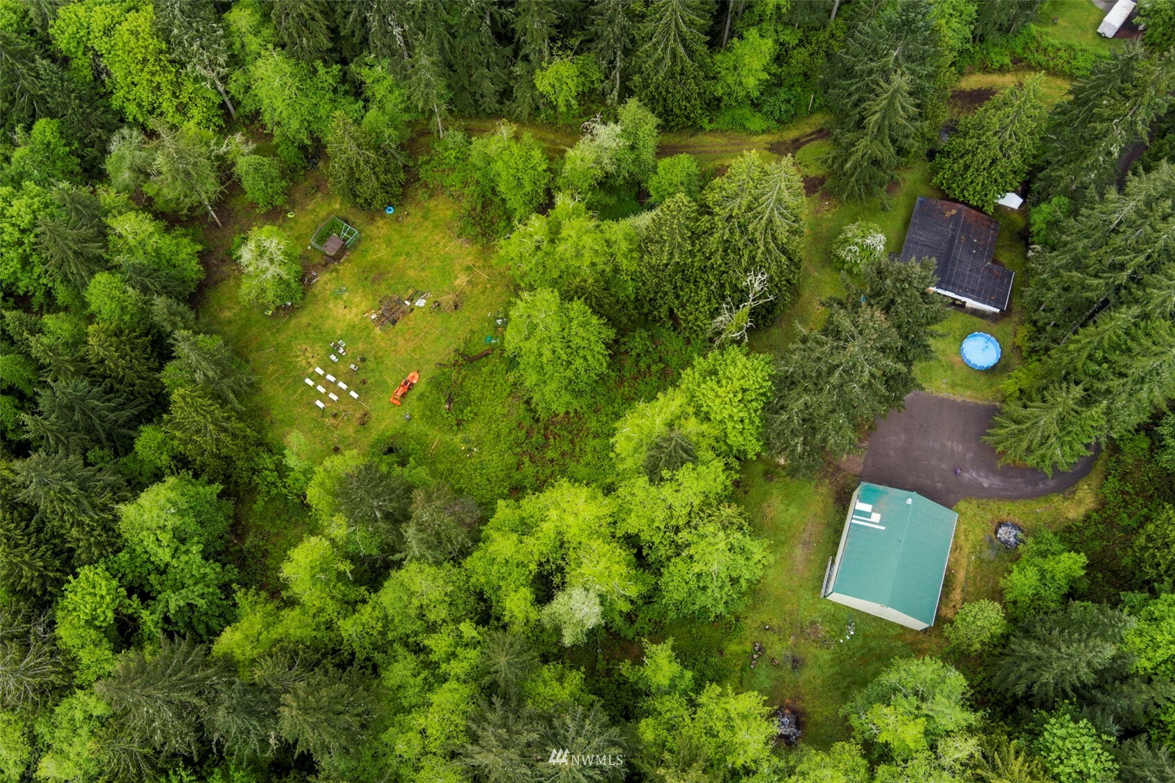 Property Photo:  9193 Banner Road SE  WA 98367 