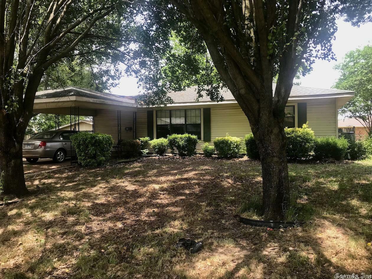 Property Photo:  218 11th Street  AR 72635 