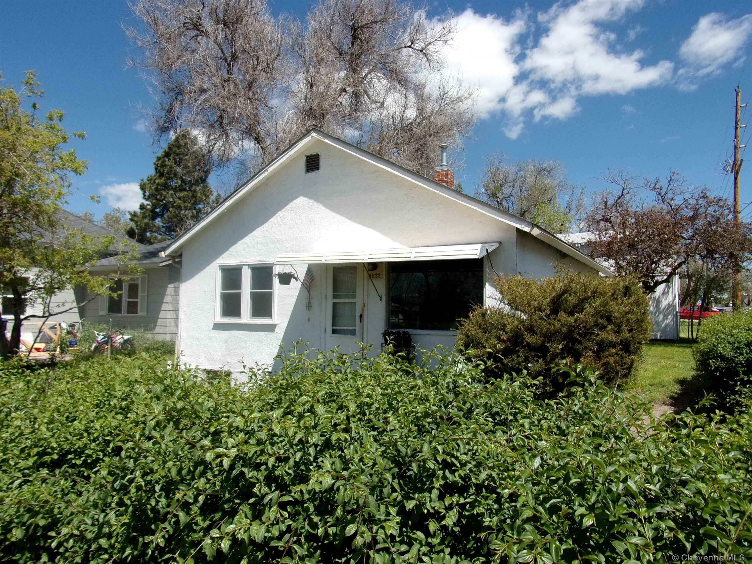 Property Photo:  2222 E 11th St  WY 82007 