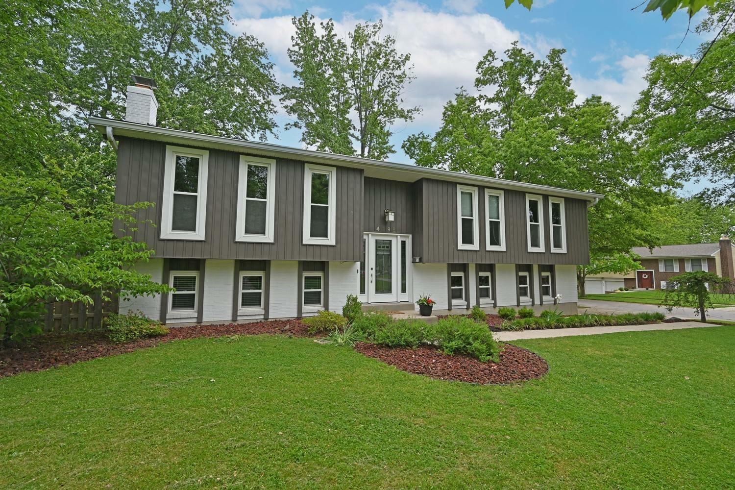 Property Photo: 4198 Wenbrook Dr OH 45241