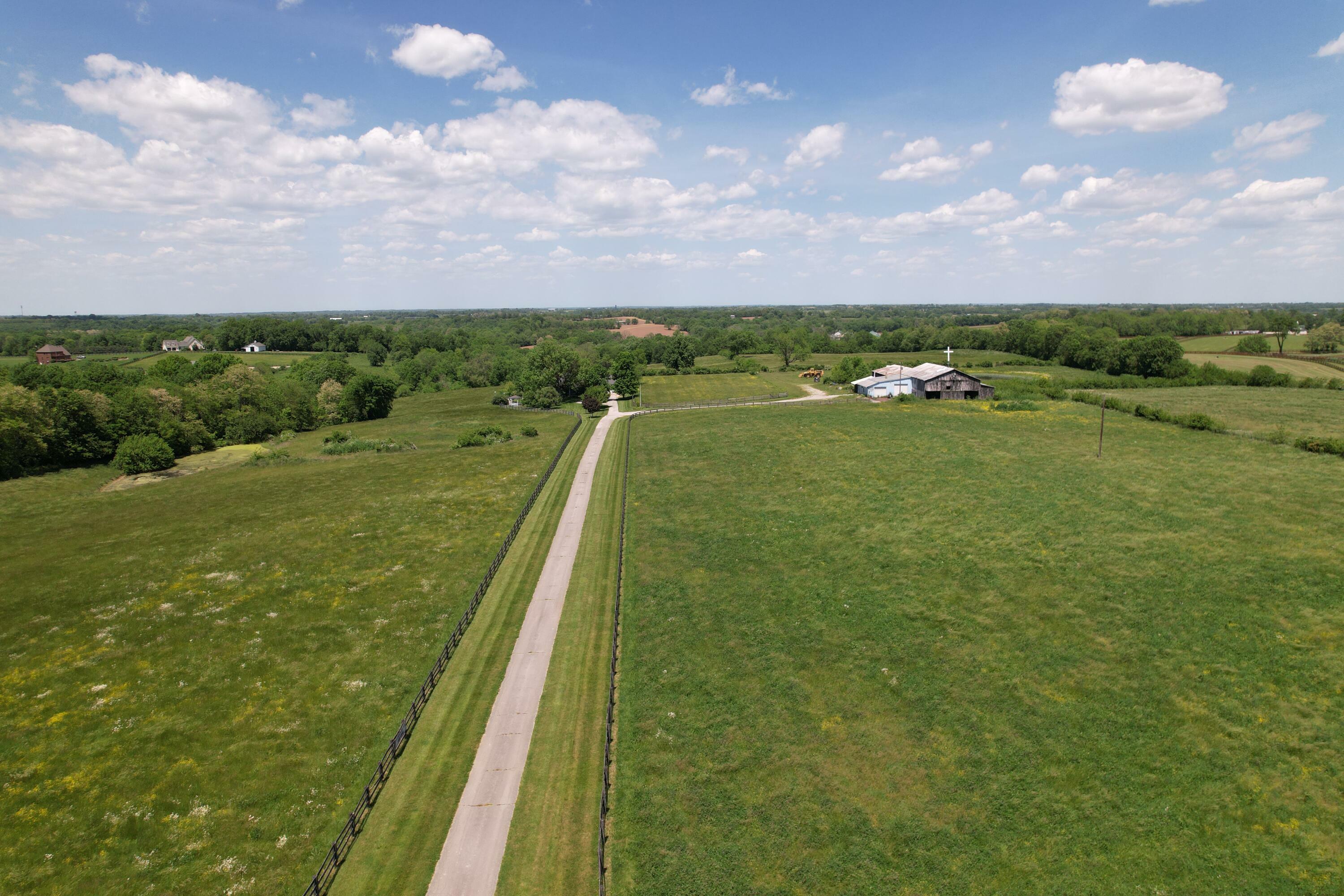 Property Photo:  4800 West Leestown Road  KY 40347 