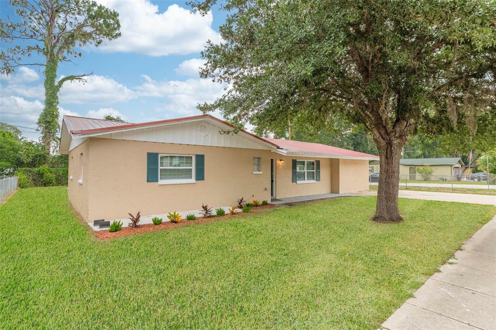 Property Photo:  27111 Roper Road  FL 34602 